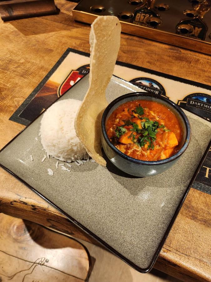 East Dart Inn เยลเวอร์ตัน ภายนอก รูปภาพ
